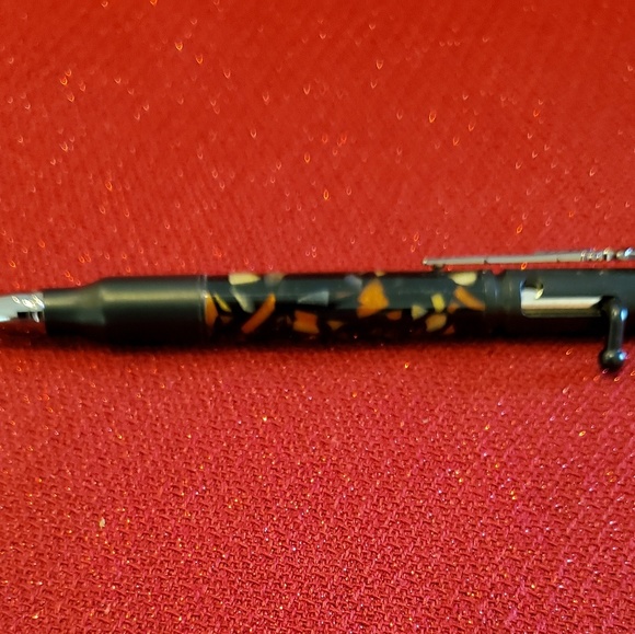 Lever Action Acrylic Ink Pen - Picture 2 of 3